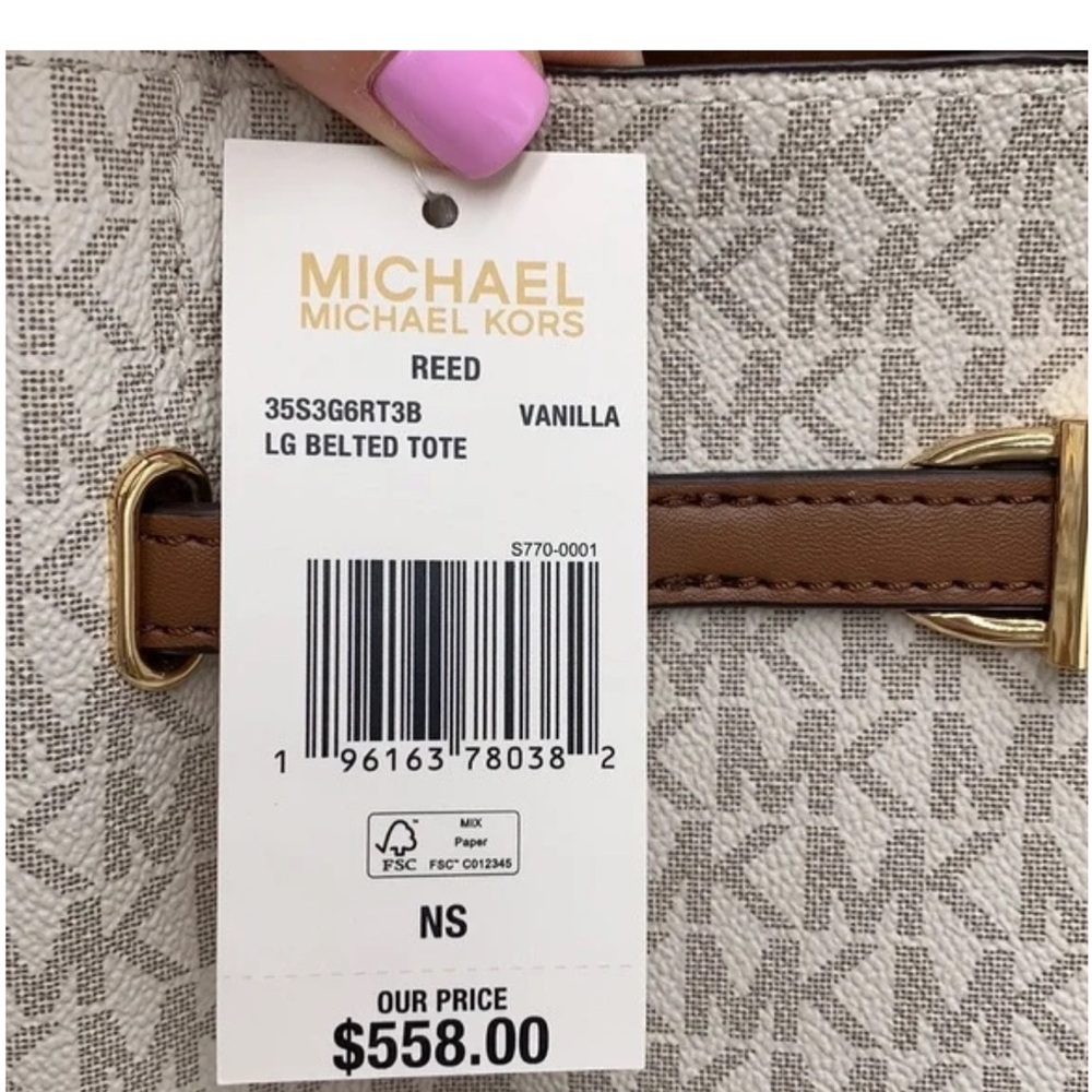MICHAEL KORS REED LARGE LOGO TOTE. VANILLA SIGNATURE. NWT. Free bag w purchase. - Picture 7 of 13